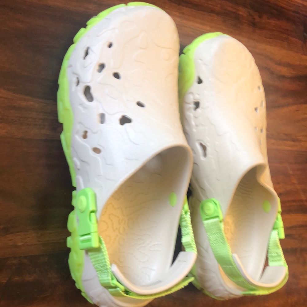 Crocs size 12